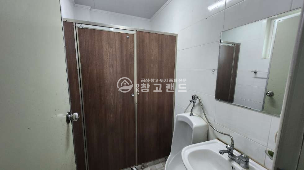경기 파주시 월롱면 영태리 1동 파주공장임대,60평,임대료저렴,내부사무실,화장실,즉시입주,층고6.7m 월세 매물번호 10460 사진 5