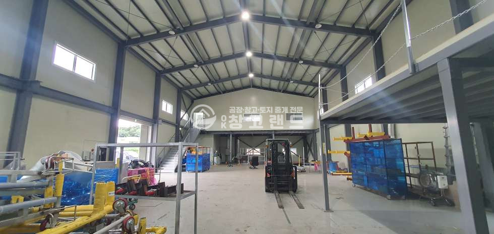 경기 파주시 탄현면 축현리 *파주공장임대,도로변,통공장141평,2층사무실24평별도,층고10m,즉시입주,아주깨끗,40피트가능,전력70 월세 매물번호 10359 사진 9