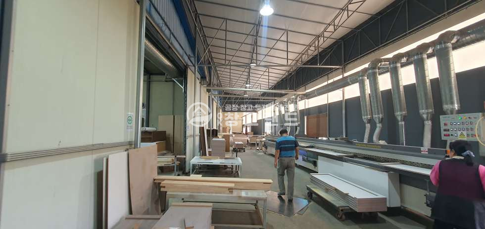 경기 파주시 조리읍 등원리 파주공장매매,현재가구공장,전력60kw,민원무,공장동,기숙사동,층고6.5,천막시설 매매 매물번호 10469 사진 2