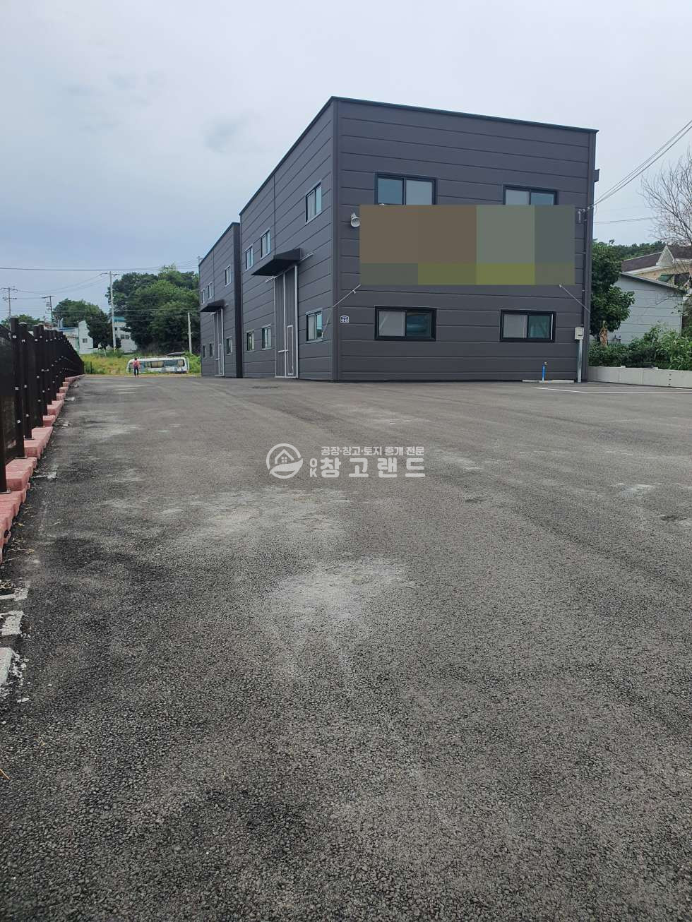경기 파주시 월롱면 덕은리 파주월롱면덕은리소형신축창고매매,월롱ic인근,45평씩2개동,분할매매가능,넓은단독마당,남녀화징실구분 매매 매물번호 10115 사진 1