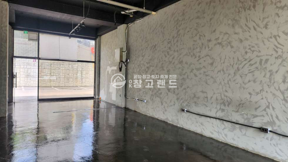 경기 파주시 검산동 대로변,면적15평,30평도가능,건물깨끗,2칸가능,일반음식점,카페,베이커리,사무실,소매점 월세 매물번호 10684 사진 3