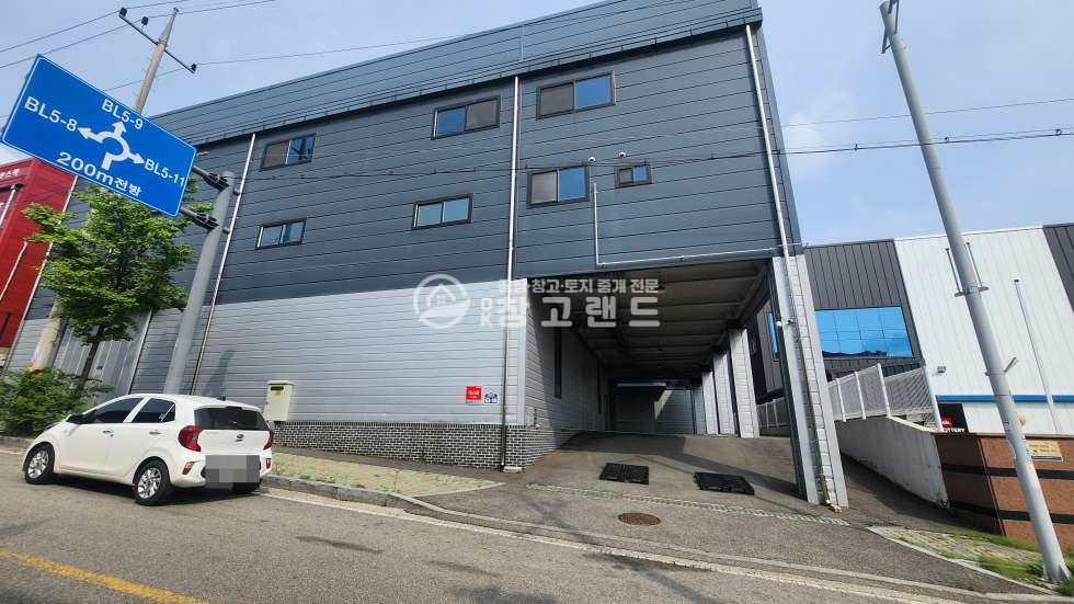 경기 파주시 탄현면 축현리 대지498평,건물587평,식품공장가능,하수직관연결,즉시입주가능,40피트가능 월세 매물번호 10849 사진 1