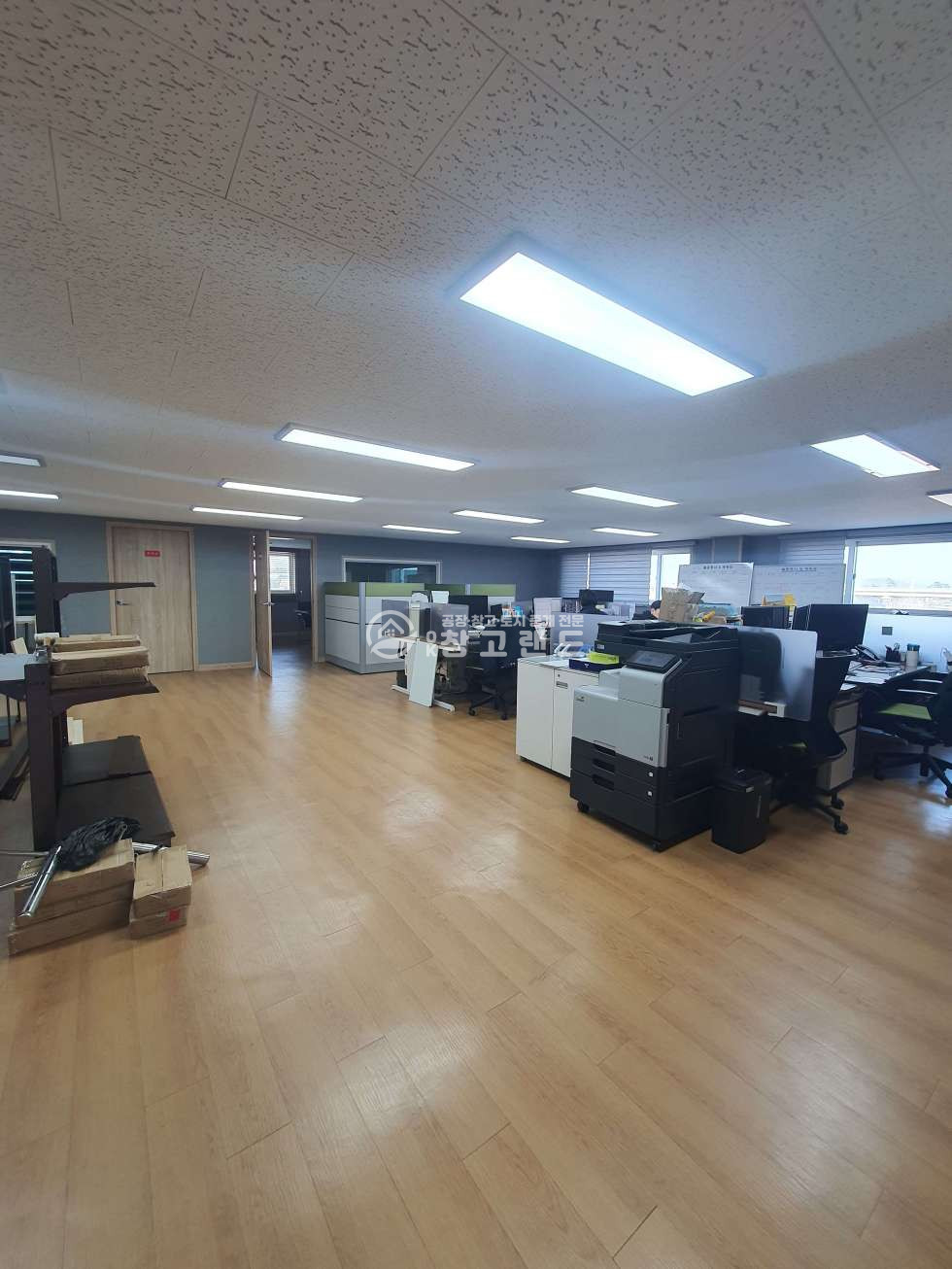 경기 파주시 조리읍 능안리 파주조리읍능안리,준신축공장매매,40피트가능,서울문산고속도로 금촌ic인근,2층사무실 매매 매물번호 10185 사진 14