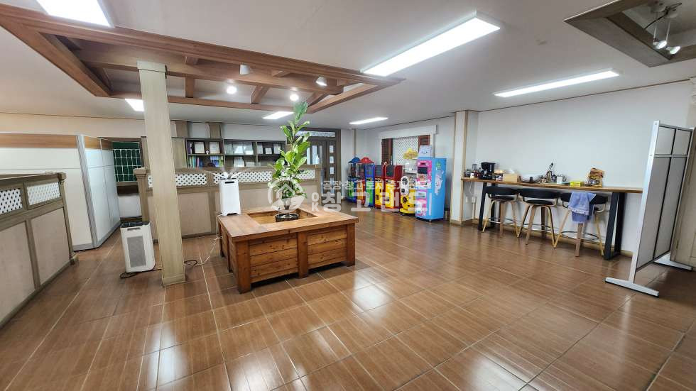 경기 고양일산동구 설문동 대지704평,건물280평,넓은마당,40피트츄레라,60평*4개,40평*1개동,층고6.2m,1,2종근생 매매 매물번호 10732 사진 6