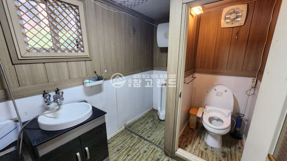 경기 고양일산동구 설문동 대지704평,건물280평,넓은마당,40피트츄레라,60평*4개,40평*1개동,층고6.2m,1,2종근생 매매 매물번호 10732 사진 8