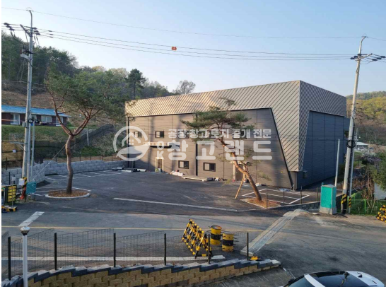 경기 파주시 문산읍 내포리 대지613평,건물256평,신축급,2종근생,제조가능,2층사무실별도,내포ic인근,1층층고9m,츄레라 매매 매물번호 10646 사진 1