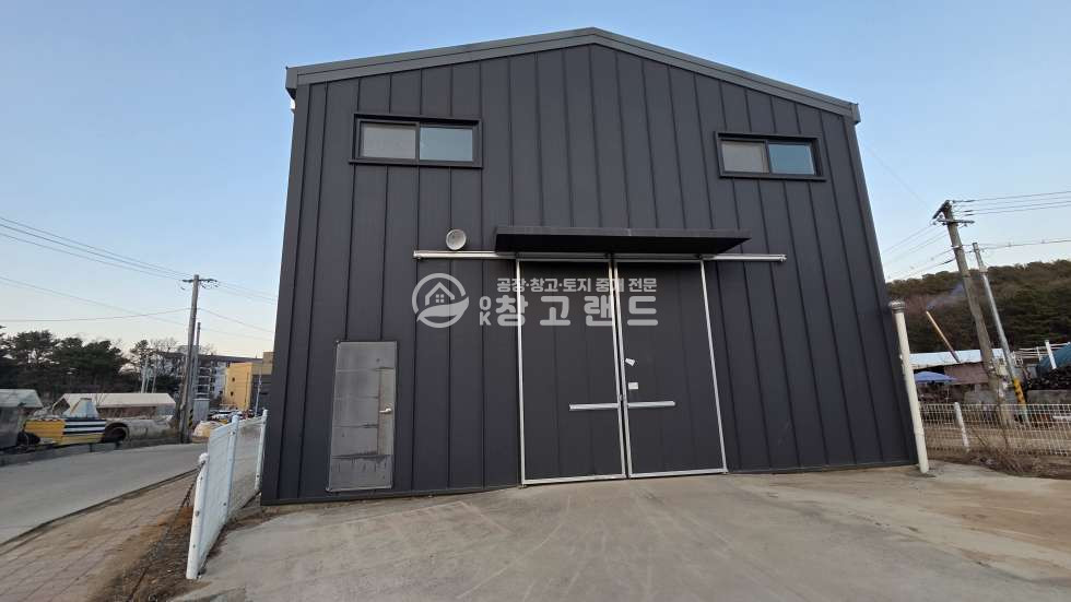 경기 고양일산동구 성석동 주건축물제1동 *준신축급,단독마당,즉시입주,전차종진입,내부화장실,층고8.2m 월세 매물번호 11070 사진 8