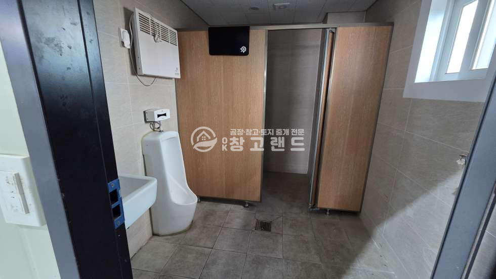 경기 파주시 문산읍 내포리 1,2동 대지1217평,건물417평,넓은단독마당,츄레라진입가능,층고8.3,즉시입주가능 월세 매물번호 11145 사진 6