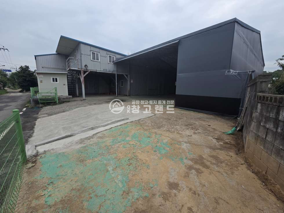 경기 파주시 파주읍 백석리 1,2,3,4동 *민원무,공장,전기80kw,면적100평,천막시설추가,단독공장,즉시입주 월세 매물번호 10312 사진 3