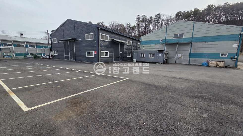경기 파주시 문산읍 내포리 1,2동 대지1262평,건물417평,넓은단독마당,츄레라진입가능,층고8.3,즉시입주가능 매매 매물번호 11227 사진 2