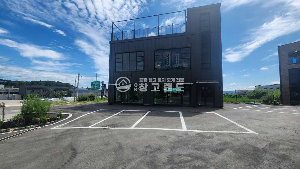 경기 파주시 교하동 교하동임대,30평씩2개층,도로변,루프탑사용가능,단독건물,광고효과,즉시입주 월세 매물번호 10595 사진 1