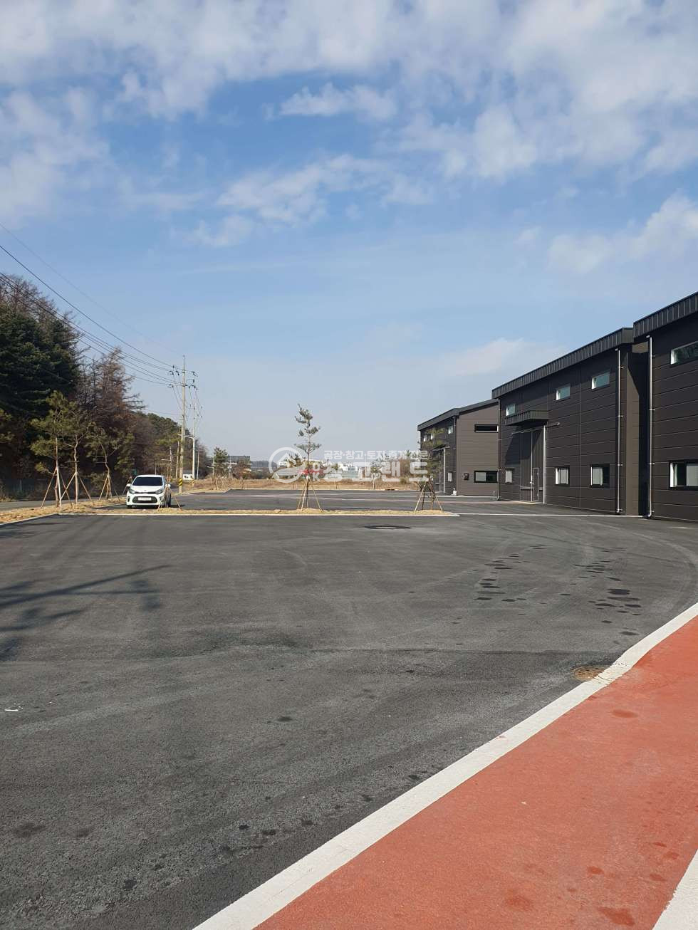 경기 파주시 월롱면 능산리 파주월롱면능산리,신축창고임대,도로변,신축,1종근생,60평,대형마당,내부화장실,즉시입주가능,40피트,산단IC인근 월세 매물번호 10192 사진 4